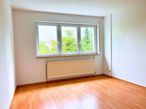 Raum - 1 Zimmer Etagenwohnung in Saarbrücken