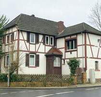 Besonderes Wohnhaus im Ortskern mit Potential - Kronberg im Taunus Schönberg
