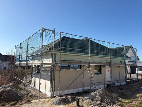 Hausansicht - * Erstbezug - moderner Bungalow mit schönem Garten *