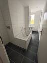 Badezimmer - 2 Zimmer Etagenwohnung zur Miete in Brandenburg an der Havel