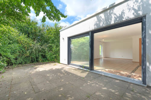 Terrasse vor dem Wohnbereich - Reihenendhaus mit 119,20 m² in Schauenburg zum Kaufen