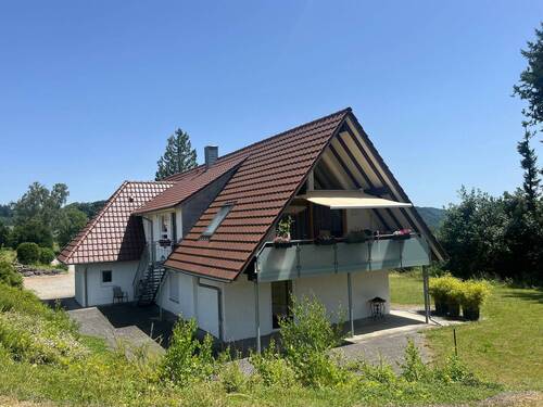 2013 modernisiertes Gebäude mit drei Einheiten - 1 Zimmer Mehrfamilienhaus, Wohnhaus in Bodman-Ludwigshafen