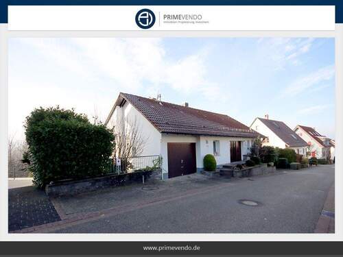 6 - Charmantes Einfamilienhaus mit viel Platz, Gartenidylle und zwei Garagen