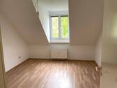 Schlafzimmer - 3 Zimmer Etagenwohnung zum Kaufen in Dresden