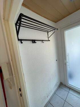 Eingangsbereich - 4 Zimmer Etagenwohnung zum Kaufen in Rosdorf