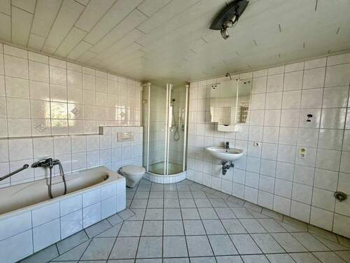 Großes Tageslichtbad - 