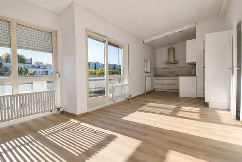 Essbereich-Küche - Einziehen & wohlfühlen - 3-Zimmer-Penthouse mit Terrasse und TG-Stellplatz in Ka-Oberreut (Erbpacht)