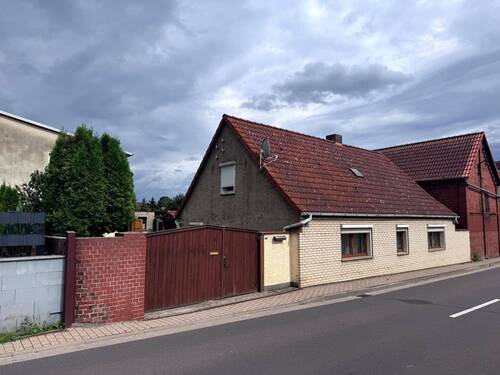 IMG_8838.jpg - Einfamilienhaus mit zusätzlichem Nebengebäude – Charmantes Hofensemble mit Potenzial