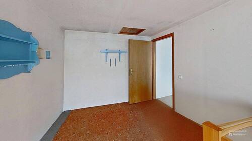 Hauptstrae-33-Bedroom-Defurnished.jpg - 