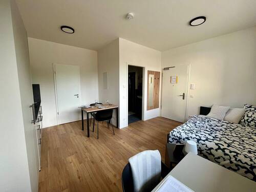 Wohnbereich - 1 Zimmer Etagenwohnung zur Miete in Nürnberg
