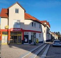 2-Zimmer-Wohnung mit Parkett & Stellplatz in zentraler Lage von Friedrichroda