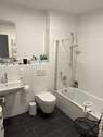 Badezimmer mit Wanne - 3 Zimmer Etagenwohnung in Königsfeld im Schwarzwald