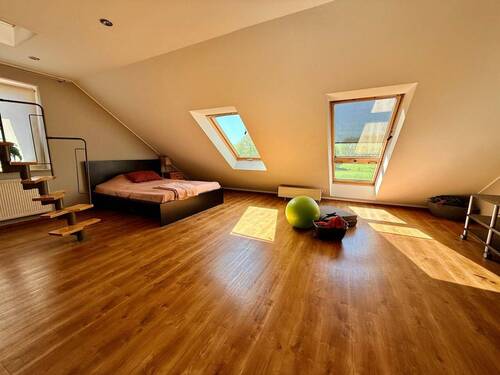 Schlafzimmer DG - 
