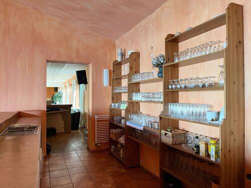 Bar - 