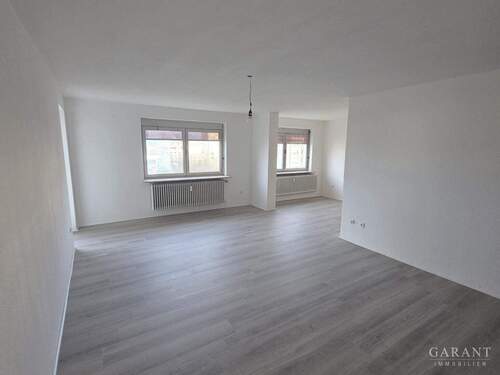 Wohnbereich - Etagenwohnung mit 110,00 m² in Reutlingen zum Kaufen