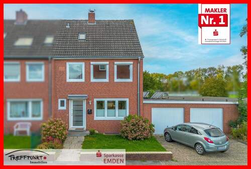 Frontansicht - Reihenendhaus in begehrter Lage - Eigentumsgrundstück