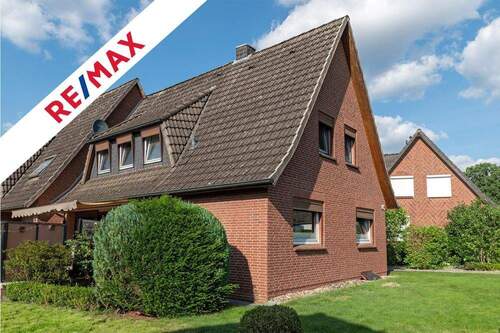 Ansicht - Ältere, gepflegte Doppelhaushälfte mit Entwicklungspotenzial