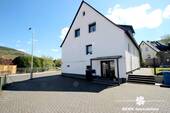 Ansicht - 8 Zimmer Mehrfamilienhaus, Wohnhaus zum Kaufen in Laufach