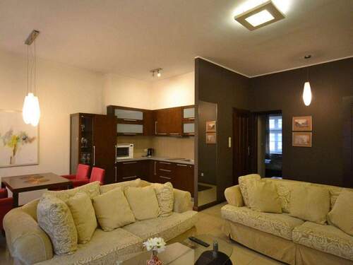 Bild 1 - Helle 2-Zimmer-Wohnung mit Einbauküche in Top-Lage Köln-Sülz