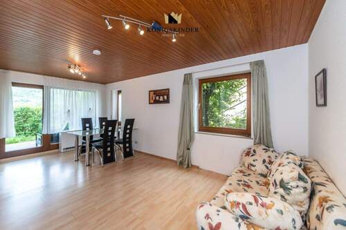 Wohnbereich - 2 Zimmer Etagenwohnung zum Kaufen in Bad Urach