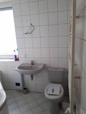 Bad - 3 Zimmer Etagenwohnung in Krefeld
