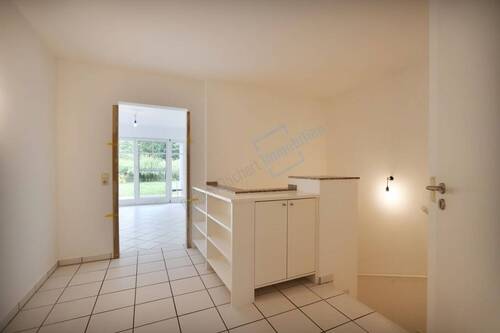 DIELE / EINGANG - 
