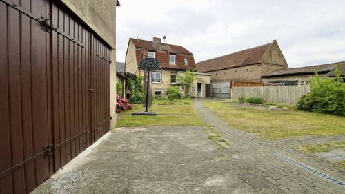 Grundstück - Mehrfamilienhaus, Wohnhaus mit 100,00 m² in Nuthe-Urstromtal zum Kaufen