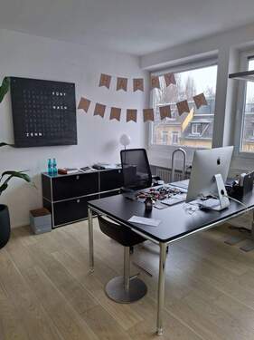 Büro zum Hof - 