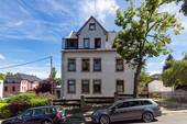Hausansicht - 1 Zimmer Mehrfamilienhaus, Wohnhaus zum Kaufen in Rodewisch
