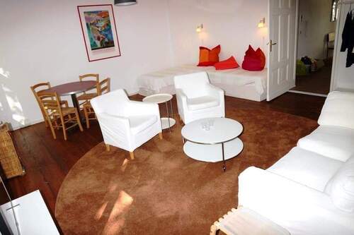 Wohn- und Schlafzimmer2 - 