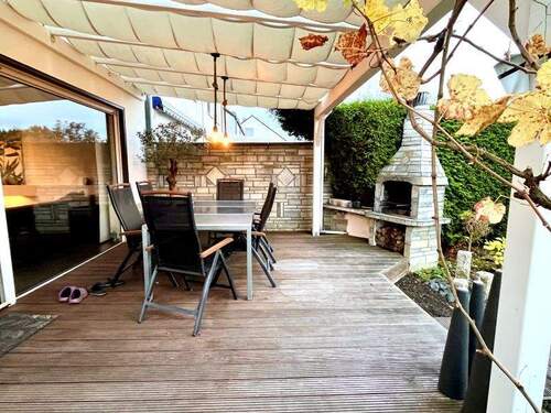 Terrasse, überdacht - Reihenendhaus mit 125,00 m&sup2; in Moers zum Kaufen