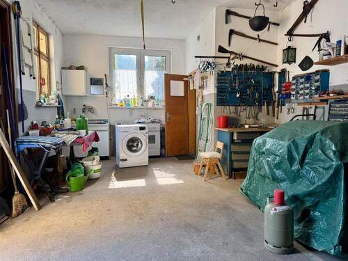 Scheune/Werkstatt im Erdgeschoss - 