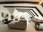Wohnzimmer - Großzügige Dachgeschosswohnung mit privater Sauna - Licht, Raum und beste Anbindung nahe Lüneburg.