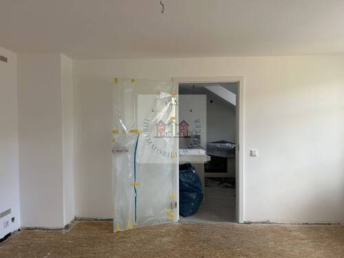 Zimmer 2 - 