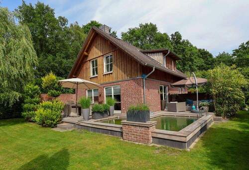 Außen - Junges Einfamilienhaus mit traumhaften Garten in Fintel