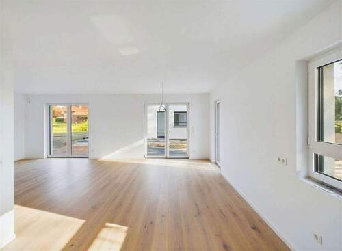 Wohn- und Esszimmer (Bodenbelag KI generiert) - 5 Zimmer Doppelhaushälfte in Neustadt am Rübenberge