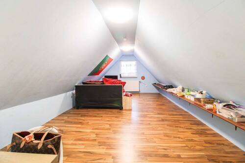 Schlafzimmer DG - 