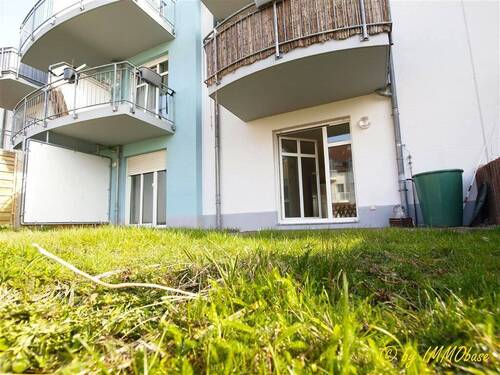 Mit Terrasse und Garten - 