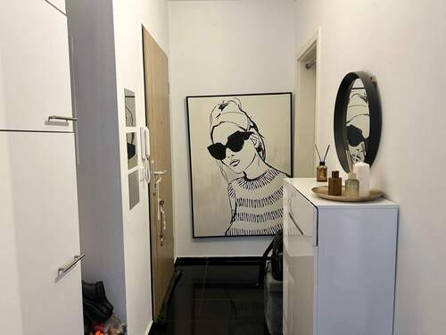 Diele - 2 Zimmer Etagenwohnung zur Miete in Fürth