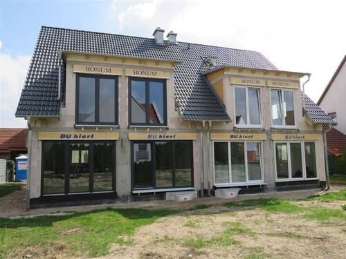 Hausansicht Rohbau - Doppelhaushälfte mit 130,00 m&sup2; in Altdorf b. Nürnberg zum Kaufen