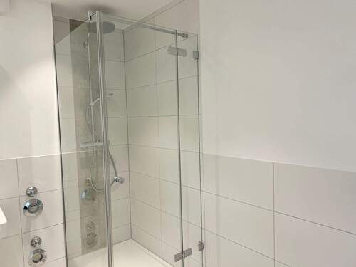 Badezimmer Ansicht 2 - 
