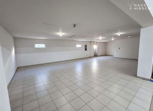 Garage [rechts/hintere Seite] - 