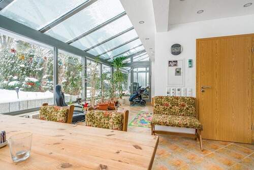 Wintergarten - Mehrfamilienhaus, Wohnhaus mit 179,00 m&sup2; in Hamburg - Eißendorf zum Kaufen