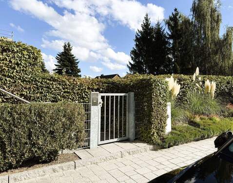 Tor Treppe Hauseingang.jpg - 