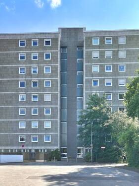 Hausfront - 3 Zimmer Etagenwohnung zum Kaufen in Duisburg