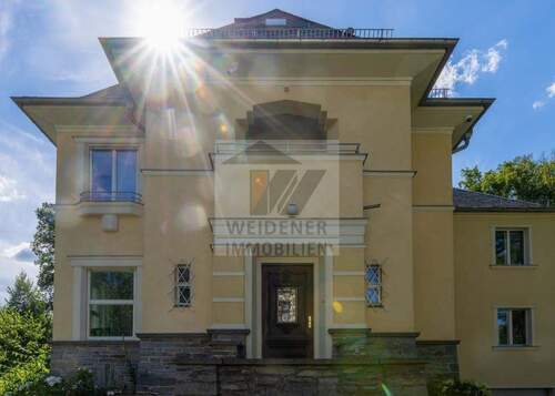 Ostansicht/Hauptzugang - 