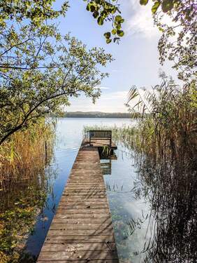 Idylle am See.jpg - Neuwertiges Architektenhaus nahe dem UKSH mit Blick auf den Ratzeburger See; seltene Gelegenheit.