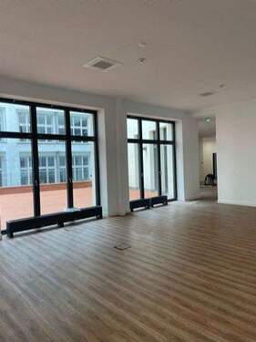 Schreibtischplätze 1 - Neues Büro am Gendarmenmarkt - All-in-Miete