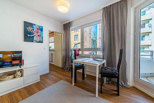Wohnen - 2 Zimmer Etagenwohnung in Frankfurt am Main