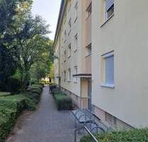 Charmante 2-Zimmer-Eigentumswohnung mit großer Wohnküche und Westbalkon - Denzlingen